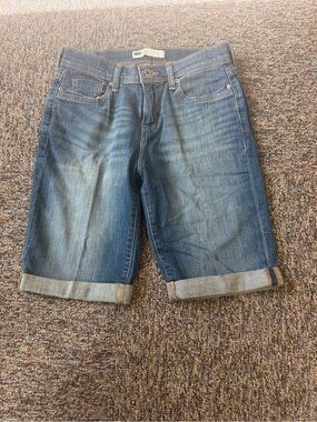 Levi's Rolled Hem Denim Bermuda Shorts - Blue Wash Size 4